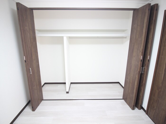 物件内観写真11　(収納)