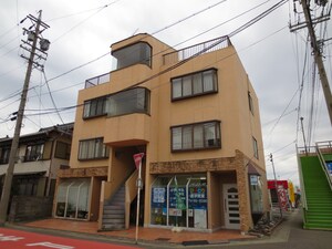 ハイツイワタ外観写真