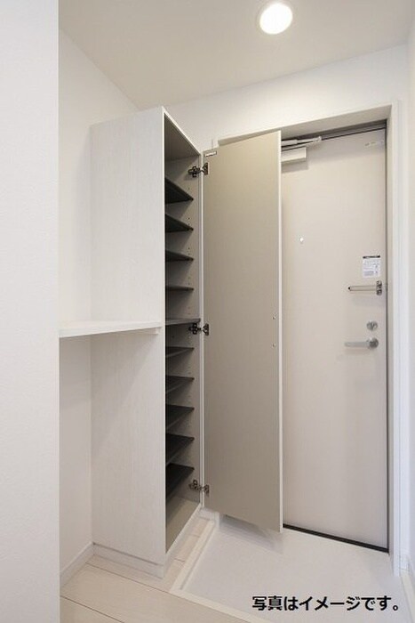 物件内観写真13　(靴箱)