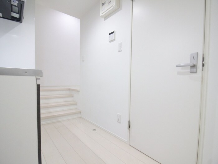 物件内観写真21　(廊下)