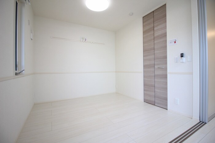 物件内観写真19　(居室)