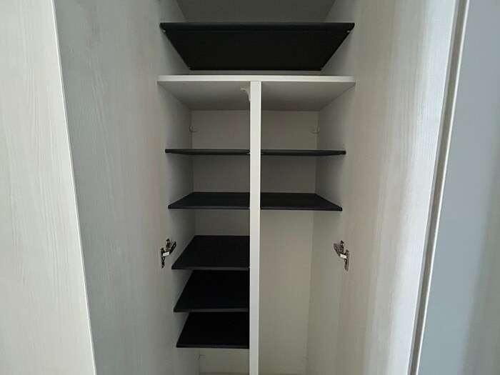 物件内観写真10　(靴箱)