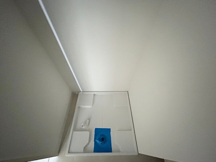 物件内観写真13　(洗濯機置場)