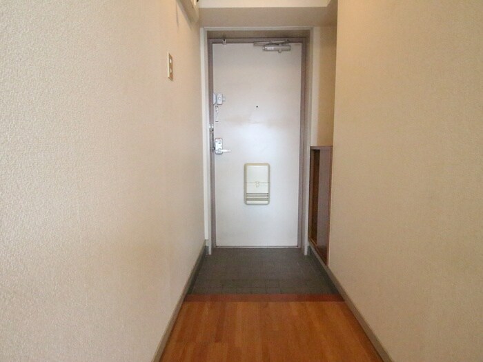 物件内観写真20　(玄関)