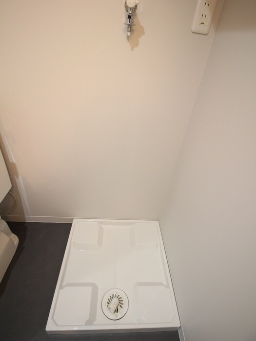 物件内観写真21　(洗濯機置場)