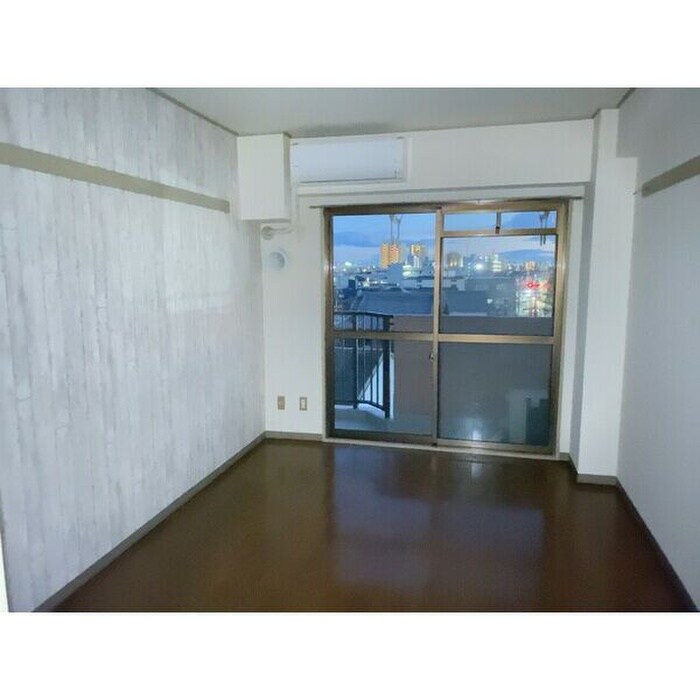 物件内観写真5　(居室)