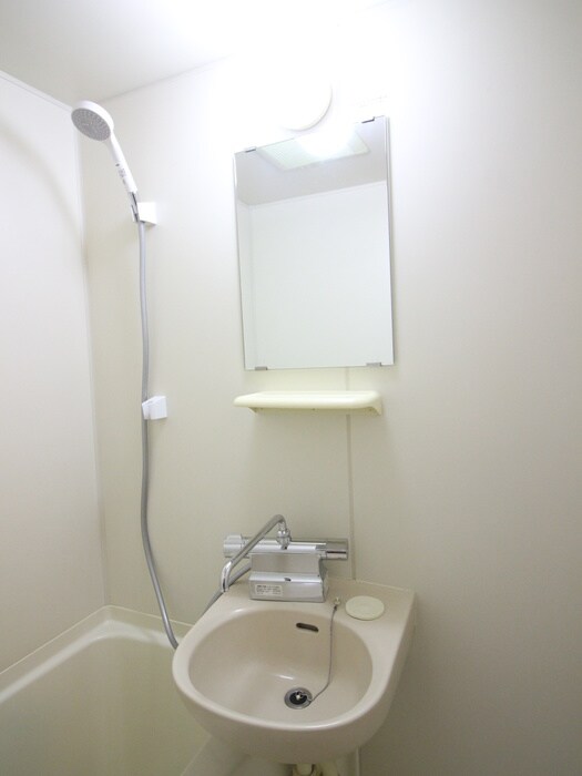 物件内観写真12　(洗面)