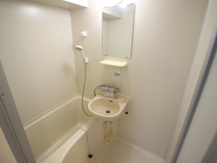 物件内観写真12　(バス／シャワールーム等)