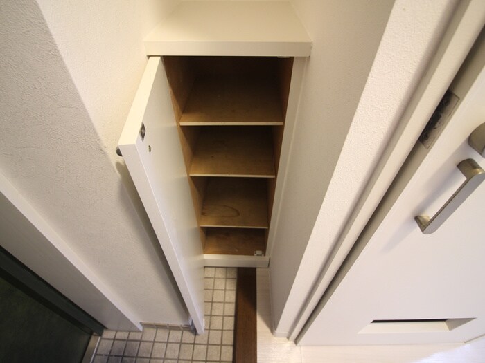物件内観写真16　(靴箱)