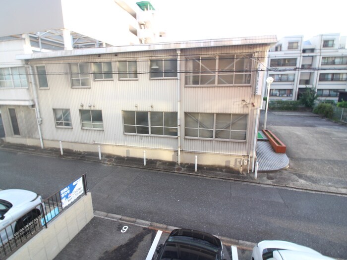 物件内観写真21　(室内からの展望)