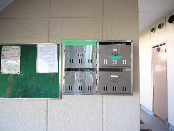 物件外観写真4　(建物設備)