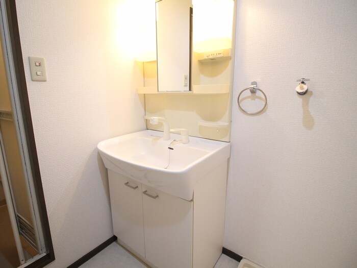 物件内観写真13　(洗面)