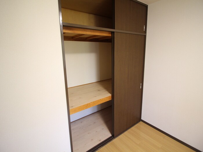 物件内観写真15　(収納)