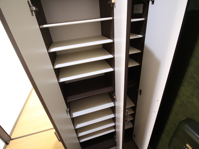 物件内観写真19　(靴箱)