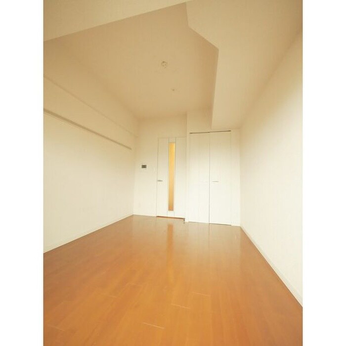 物件内観写真4　(居室)