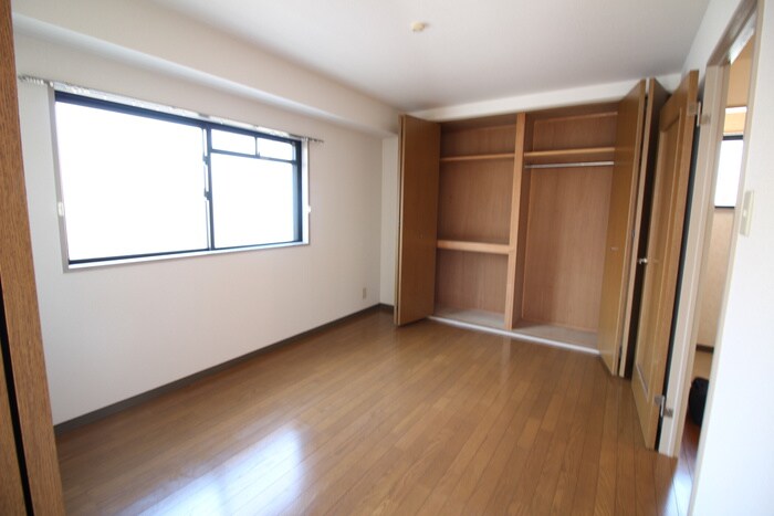 物件内観写真18　(居室)