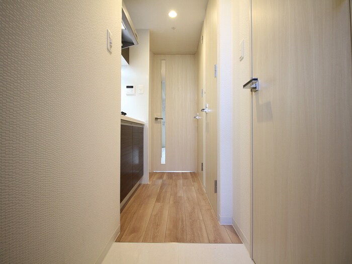 物件内観写真15　(玄関)