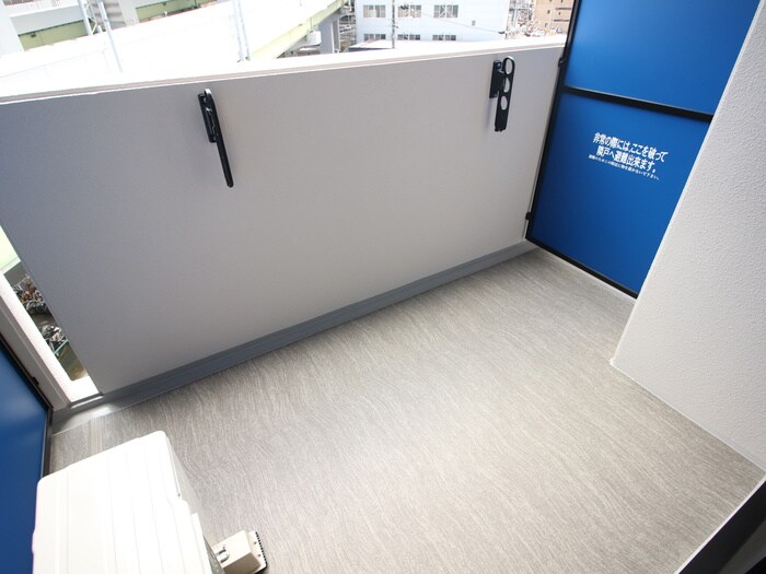 物件内観写真16　(ベランダ・バルコニー)