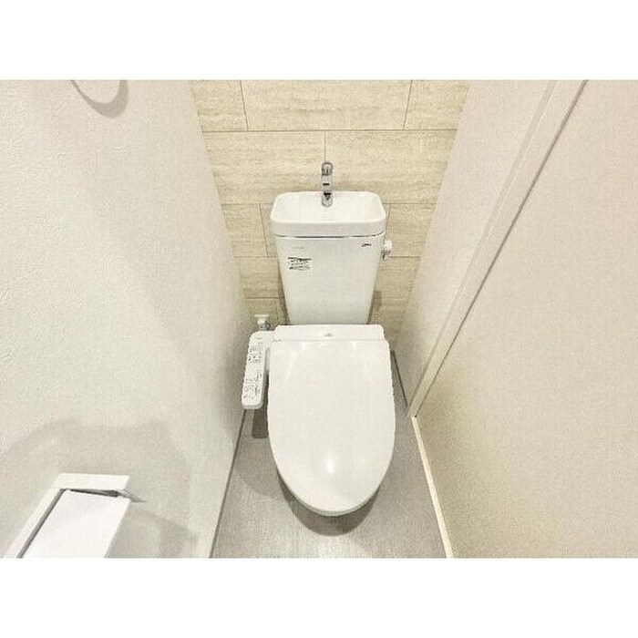 物件内観写真13　(トイレ)