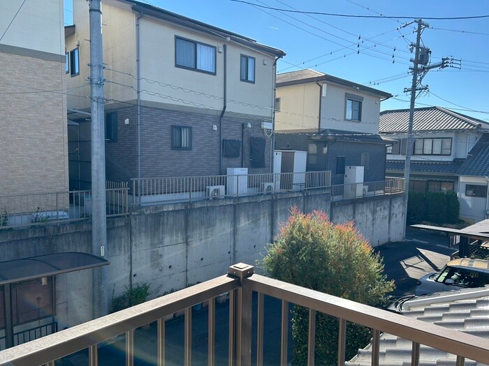 物件内観写真13　(室内からの展望)