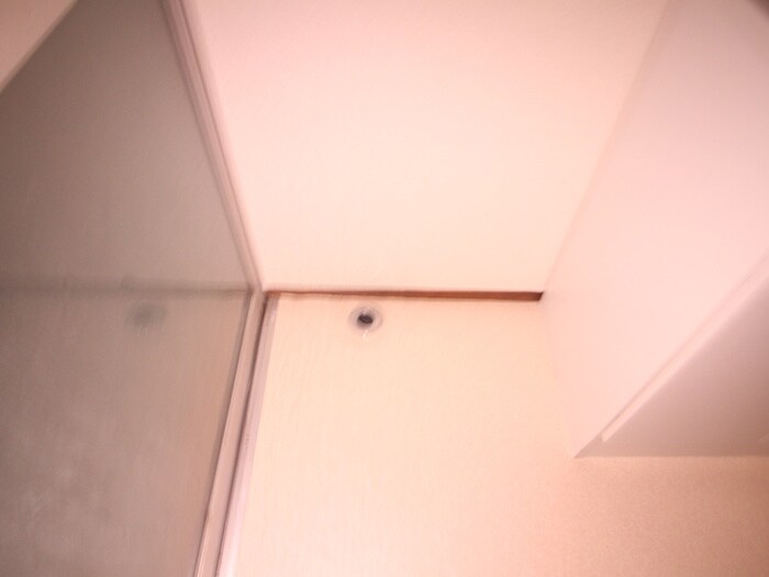 物件内観写真14　(洗濯機置場)