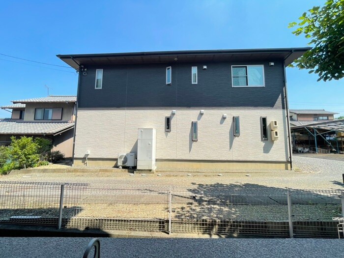 物件内観写真16　(室内からの展望)