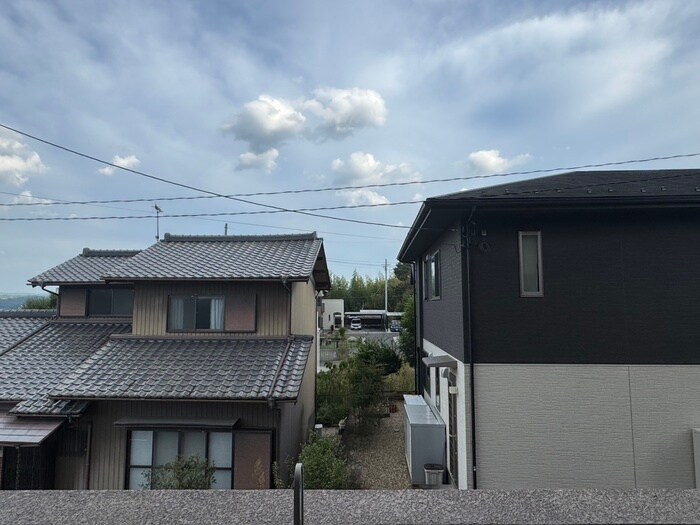 物件内観写真16　(室内からの展望)