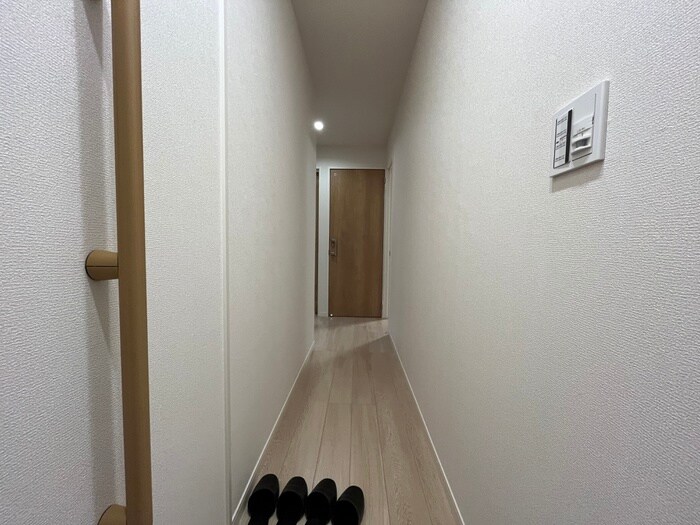 物件内観写真18　(廊下)