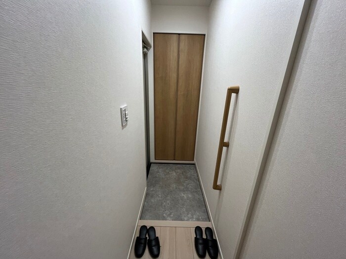 物件内観写真20　(玄関)