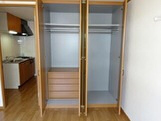 物件内観写真14　(収納)