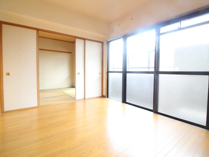 物件内観写真7　(居室)