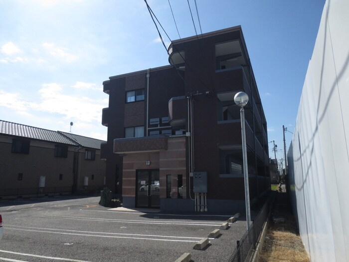 物件外観写真3　(外観写真)