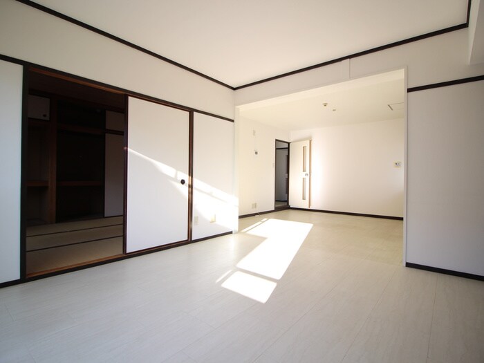 物件内観写真17　(居室)