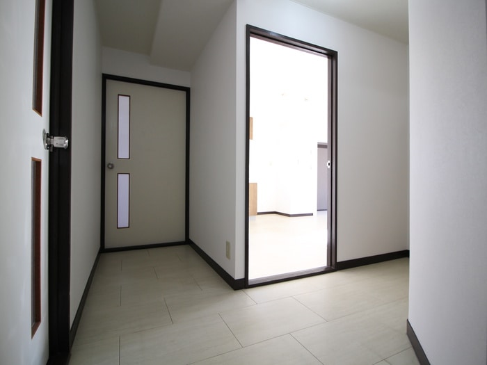 物件内観写真18　(廊下)