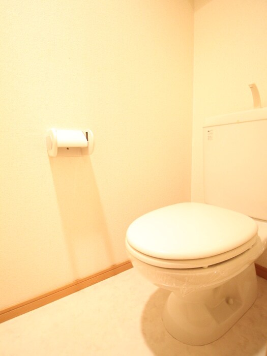 物件内観写真12　(トイレ)