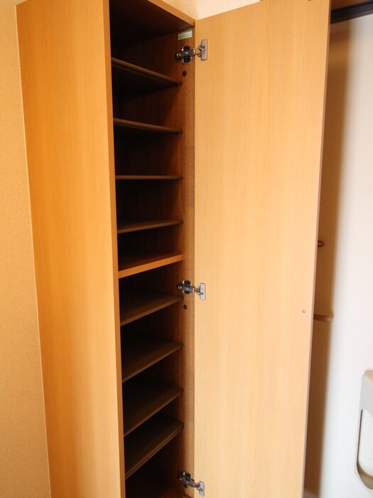 物件内観写真15　(靴箱)