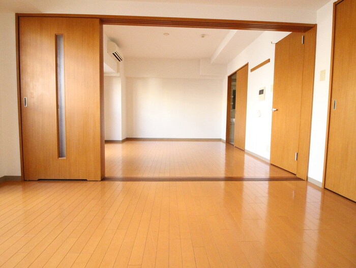 物件内観写真9　(居室)