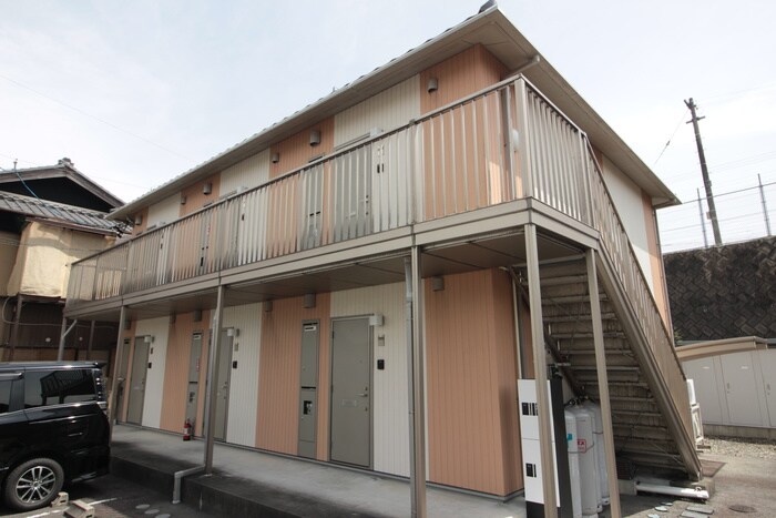 物件外観写真2　(外観写真)