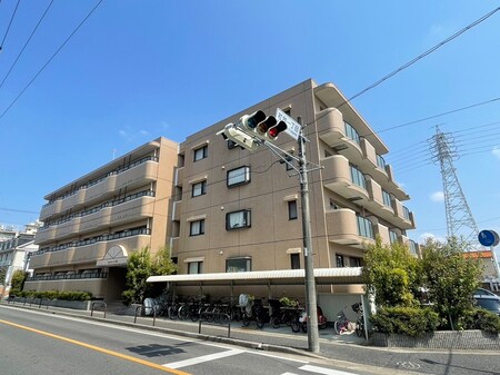 サンセイハイツ社台外観写真