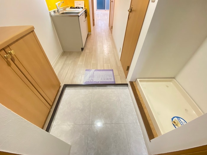 物件内観写真15　(玄関)