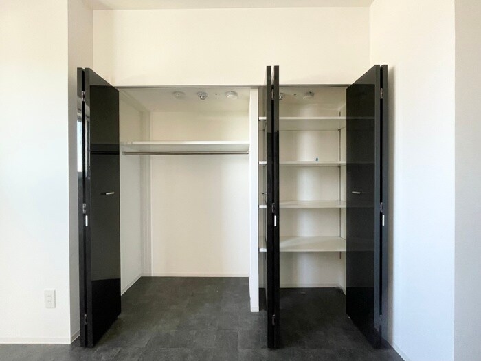 物件内観写真10　(収納)