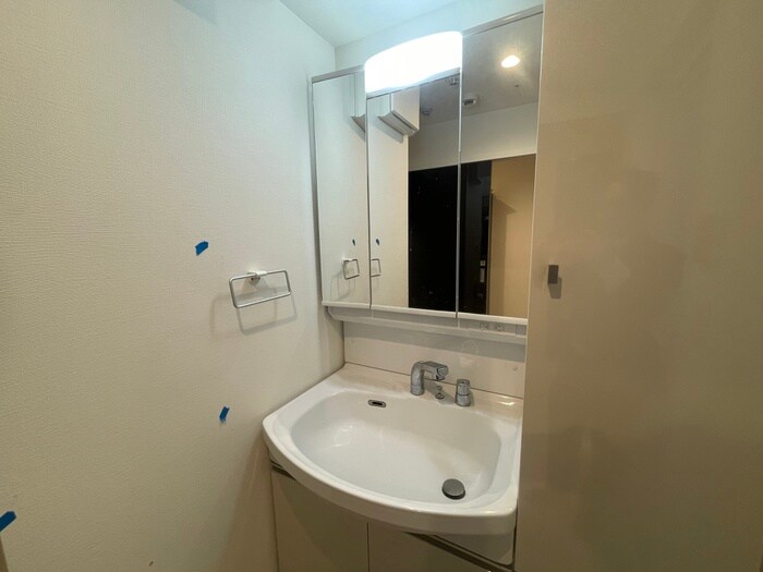 物件内観写真13　(洗面)