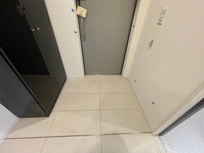 物件内観写真16　(玄関)