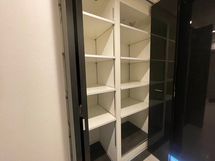 物件内観写真21　(収納)
