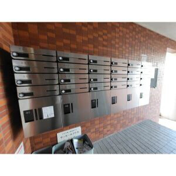 物件外観写真4　(建物設備)