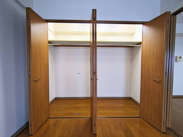 物件内観写真10　(収納)