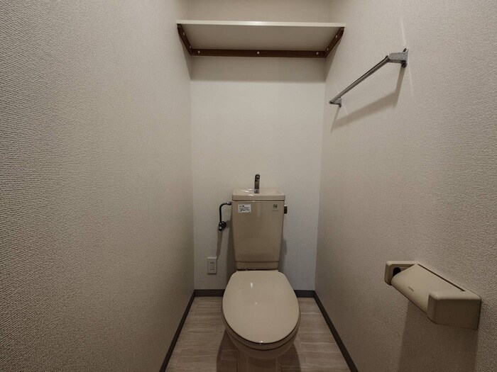 物件内観写真13　(トイレ)
