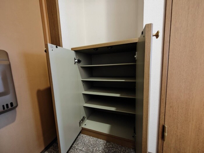 物件内観写真17　(靴箱)