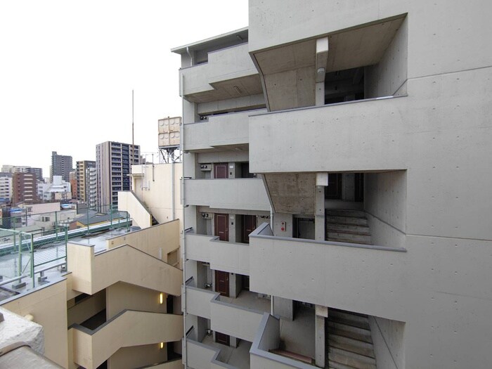 物件内観写真22　(室内からの展望)