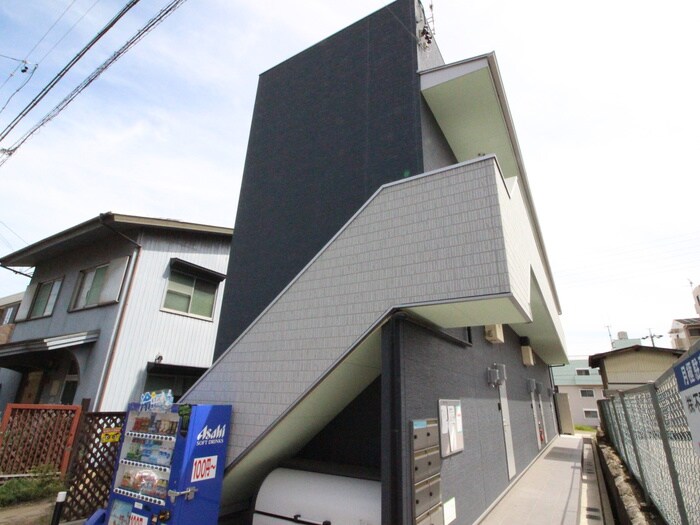 物件外観写真4　(外観写真)